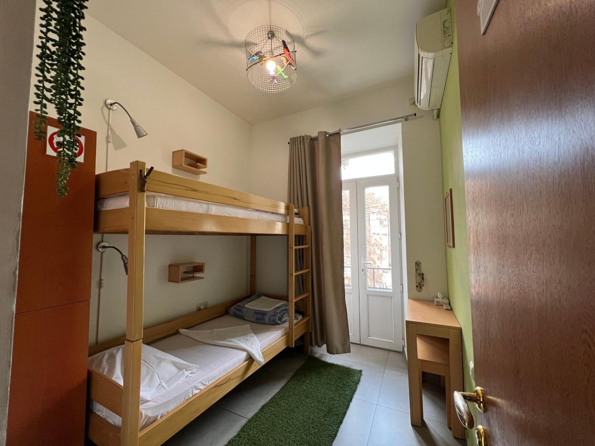 Envoy Hostel & Tours Yerevan Ngoại thất bức ảnh