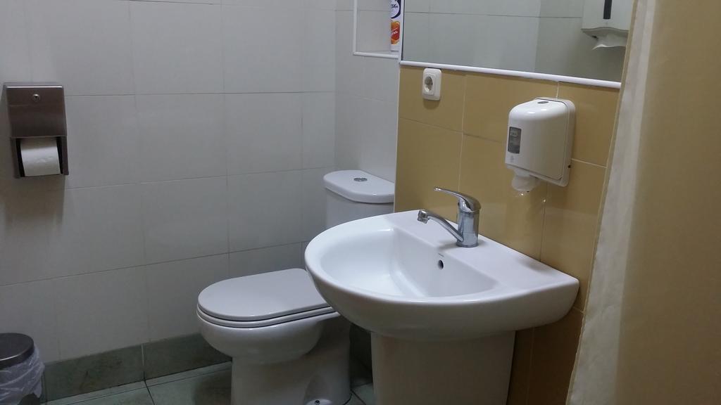 Envoy Hostel & Tours Yerevan Ngoại thất bức ảnh