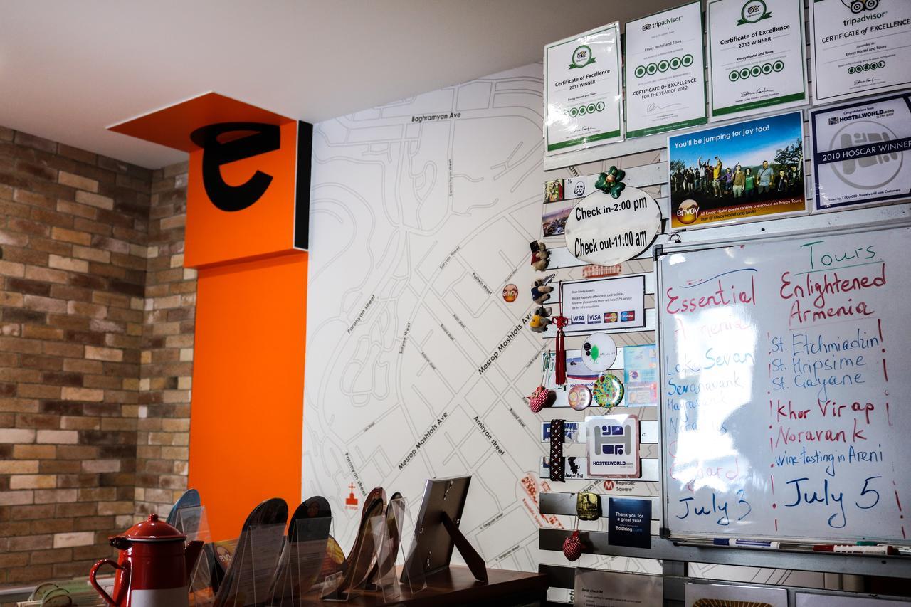 Envoy Hostel & Tours Yerevan Ngoại thất bức ảnh